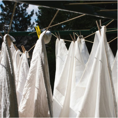 Esenne Binds In Your Clothes All Week Long