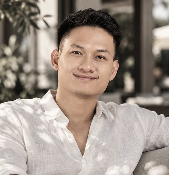 Vi, co-founder of Esenne